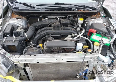 2018 Subaru Impreza 2.0I из США, поврежденный, VIN 4S3GKAA65J3622157